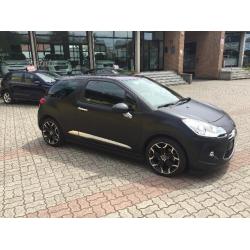 Ds ds3 1.6 thp 155 just black - 2011