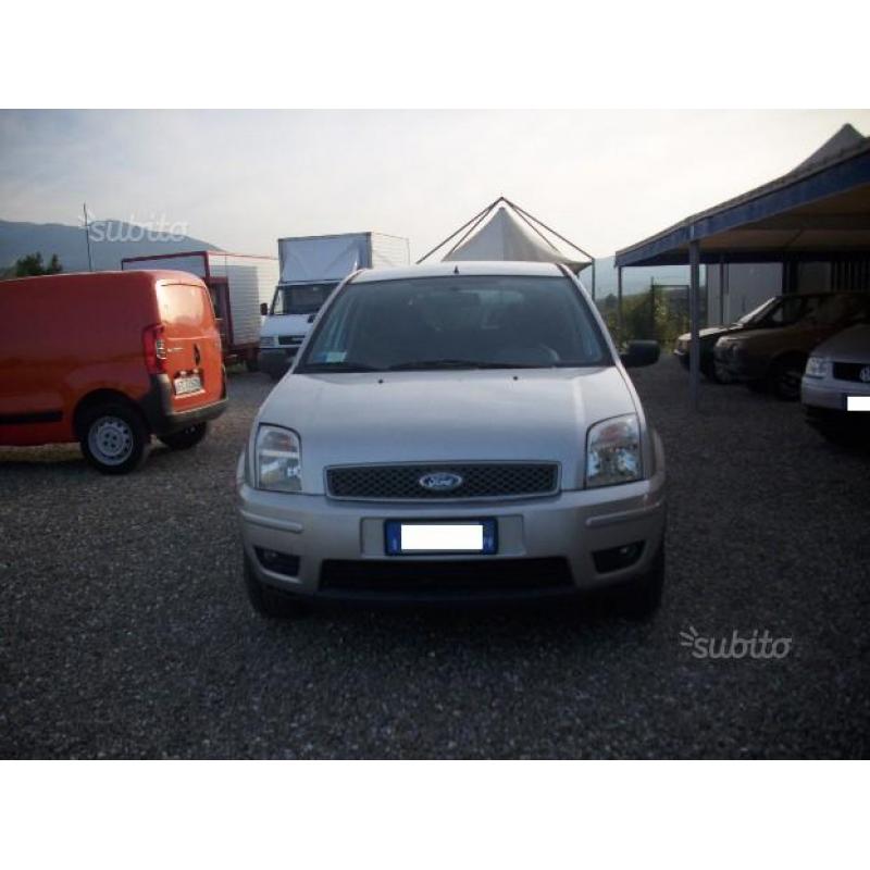 FORD Fusion 1.4 TDCI- 2005