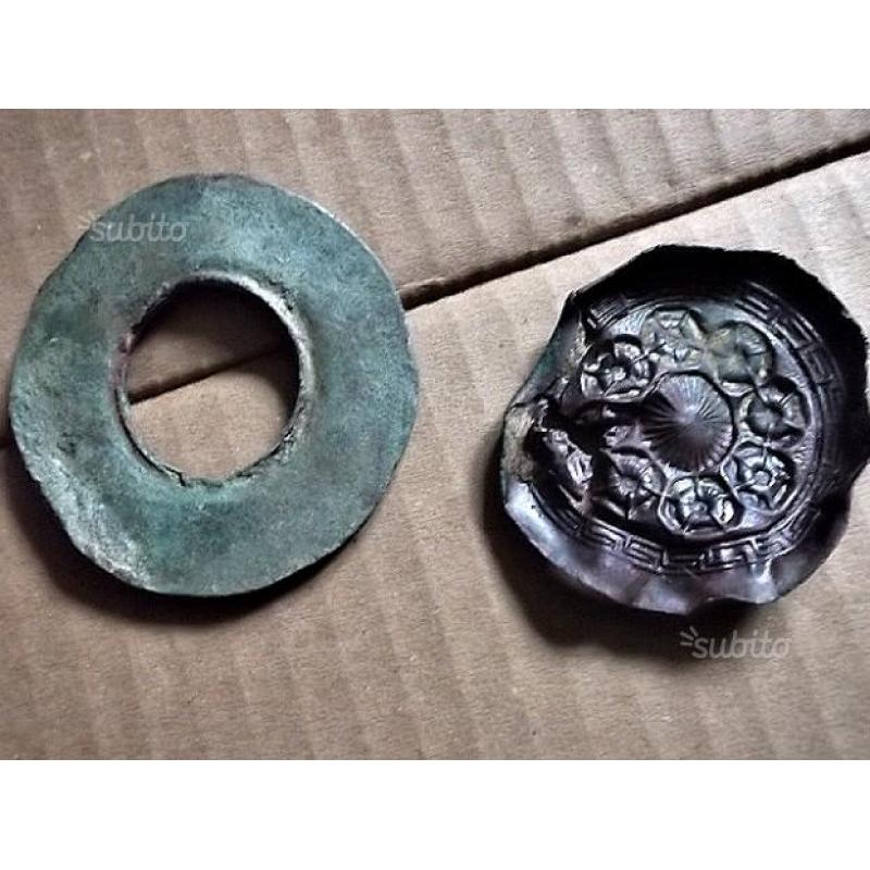 2 oggetti di rame antichi (A-84)